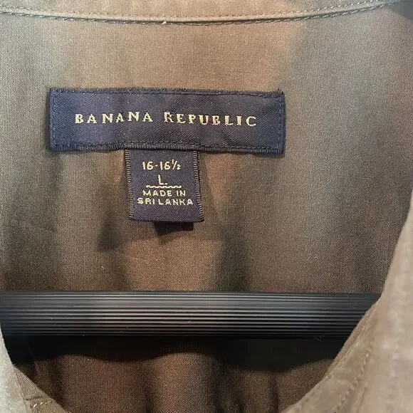 Banana Republic Men’s Green Button Down Dress Shirt Size Large 2 pocket - Picture 6 of 8